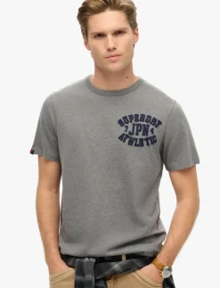 VINTAGE ATHLETIC CHEST S/S TEE - T-Shirts